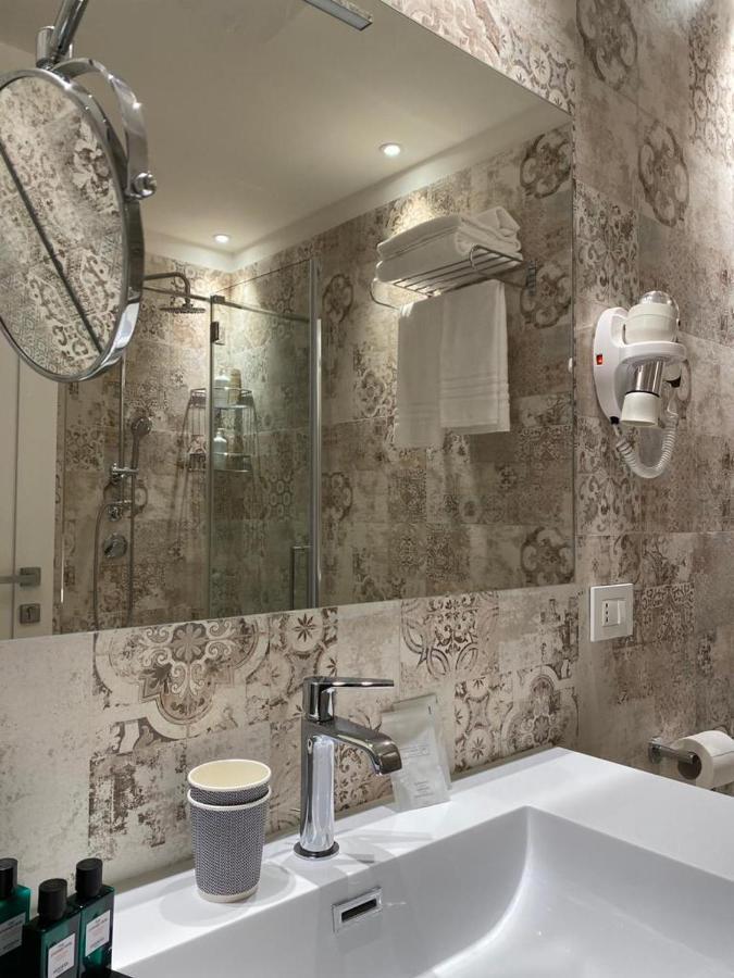 Europa Hotel Vasto Bagian luar foto