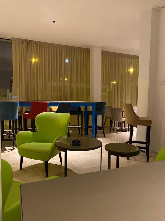 Europa Hotel Vasto Bagian luar foto