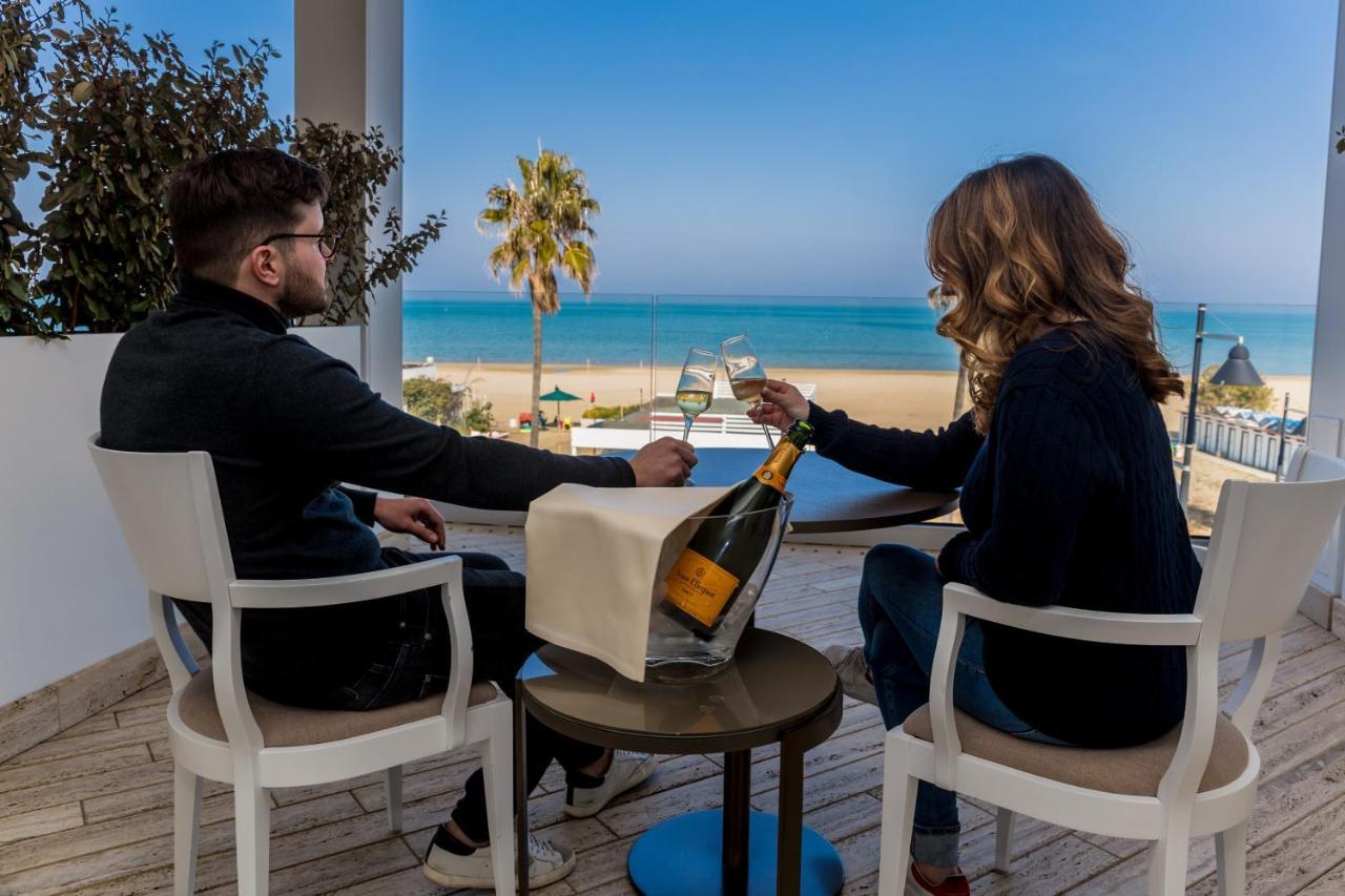 Europa Hotel Vasto Bagian luar foto