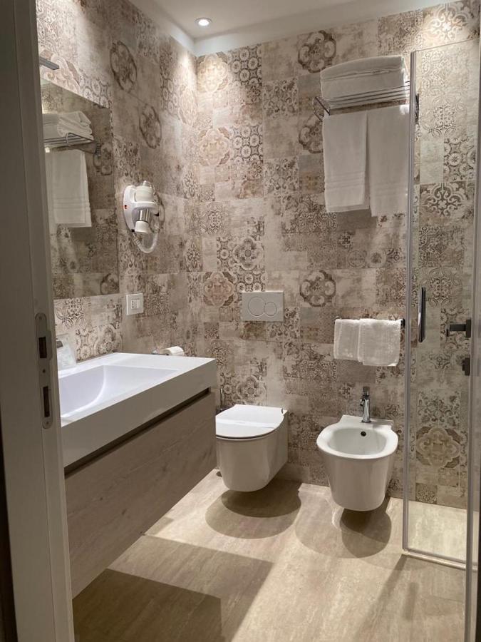 Europa Hotel Vasto Bagian luar foto